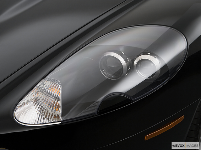 Aston Martin DB9 Coupe Head Lights