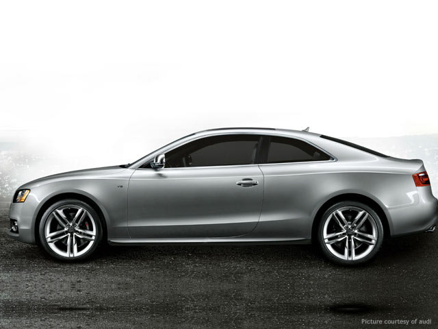 Audi S5 Coupe Side View